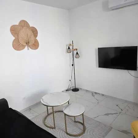 Lägenhet 50m2 *